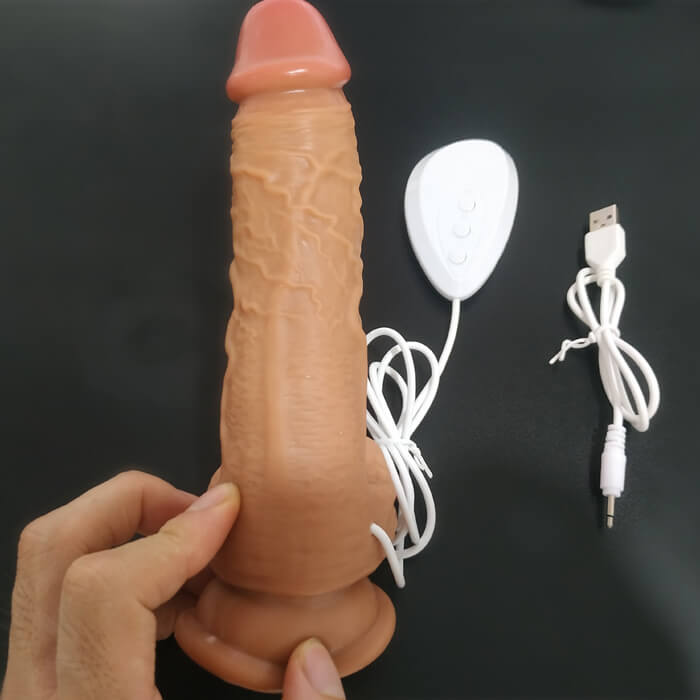 duong-vat-gia-nhieu-tinh-nang-gan-guoc-6 Dương vật giả gân guốc đa chức năng 6