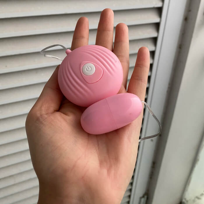 may-rung-tinh-yeu-gia-re-mini-3 Trứng rung mini nhiều chế độ 3