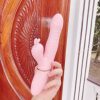 Dương vật giả tai thỏ cầm tay có thụt